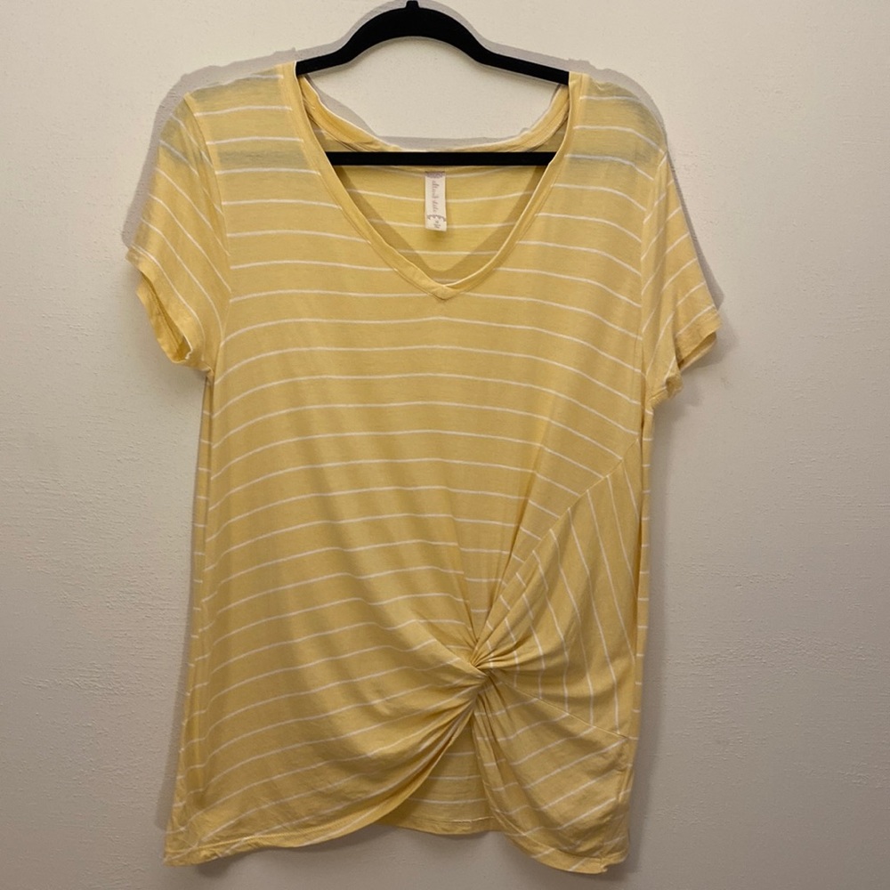 Altar’d State Women’s Medium Yellow Striped T-shirt